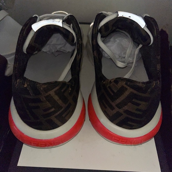 Fendi FF Monogram Print Fluo Detail Low Top Sneakers - Picture 3 of 7